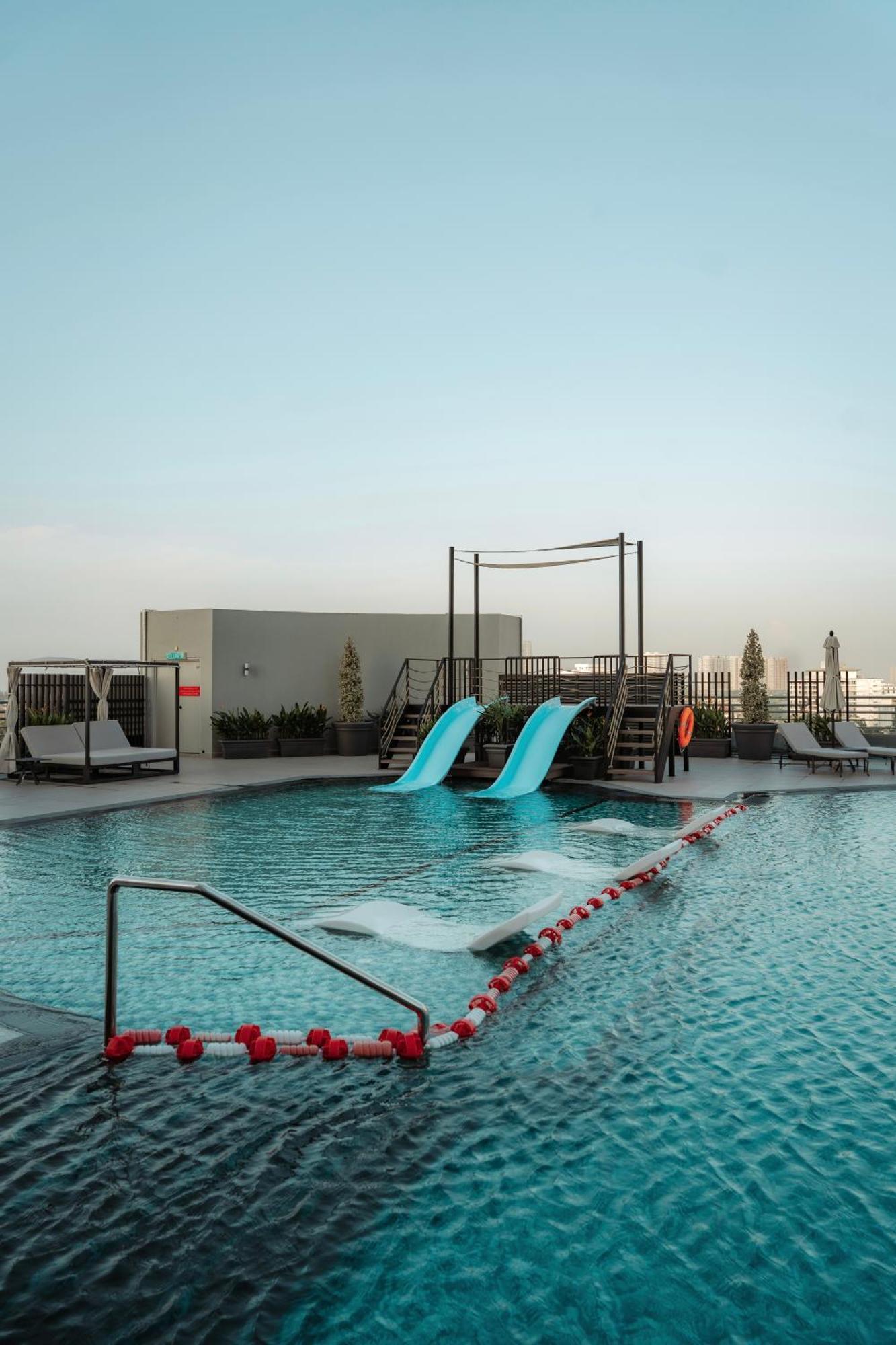 Dusit Princess Hotel 4*